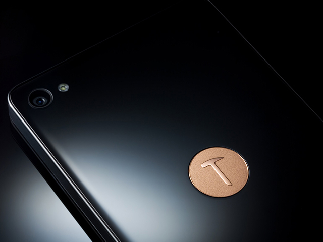 錘子手機發表滿一年 推出Smartisan T1玫瑰金一周年紀念版